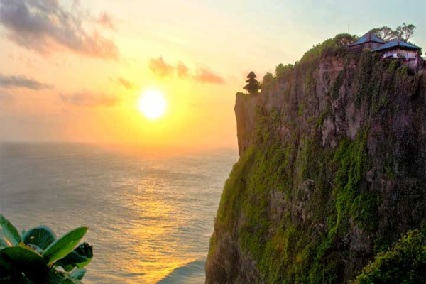 Uluwatu Temple Sunset Tour | Bali Half Day Tour | Recommended